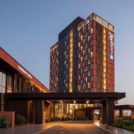 Radisson Blu Hotel & Conference Center, นีอาเมย์ ภายนอก รูปภาพ