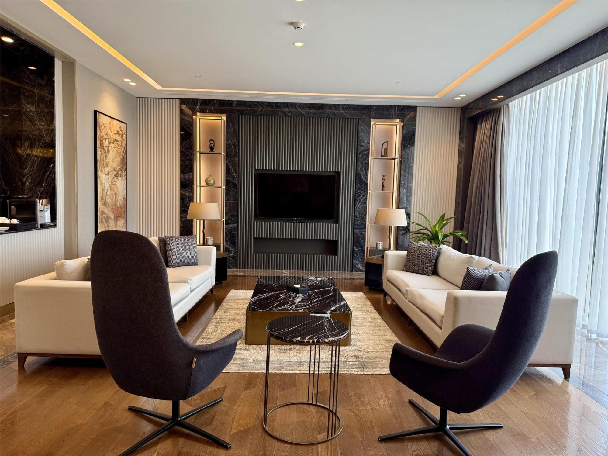 Radisson Blu Hotel & Conference Center, นีอาเมย์ ภายนอก รูปภาพ